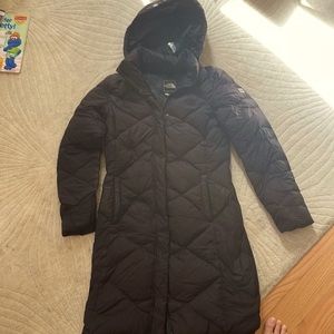 Women’s North Face winter jacket. Black size small